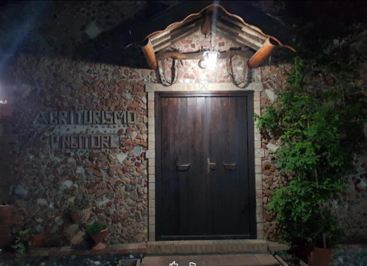 Agriturismo Pingitore Luzzi 外观 照片