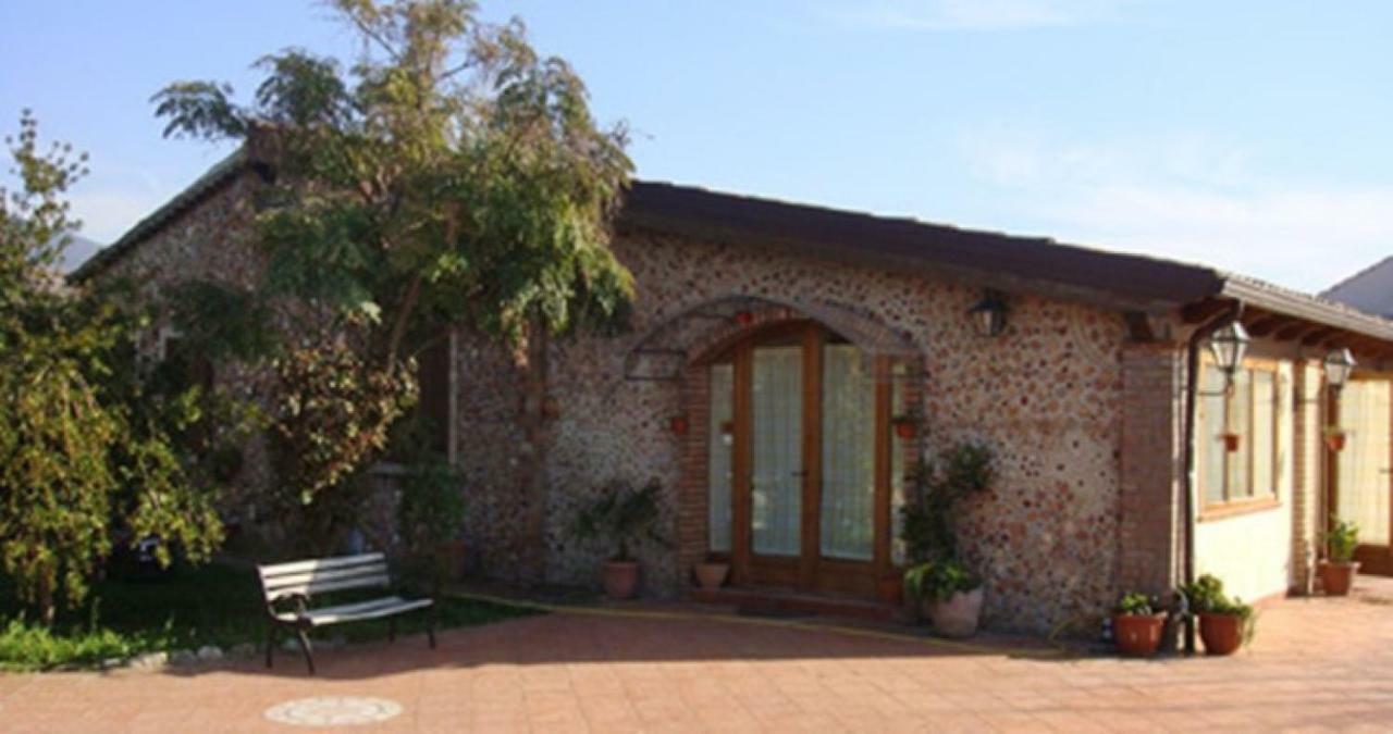 Agriturismo Pingitore Luzzi 外观 照片